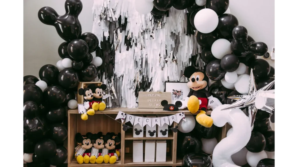 Mickey Mouse Party Ideas for Decorations 